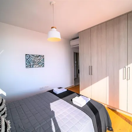 Avenue 201 2 Bedroom Apartment Пафос