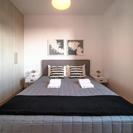 Avenue 201 2 Bedroom Apartment פאפוס